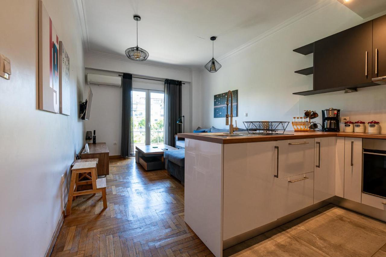 The Acropolis Hideaway 2-Bdr Apt Next To Metro Athènes Extérieur photo